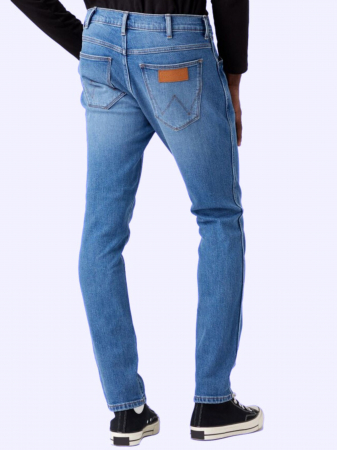 Wrangler Blugi Negri LARSTON Slim Tapered Barbati [2]