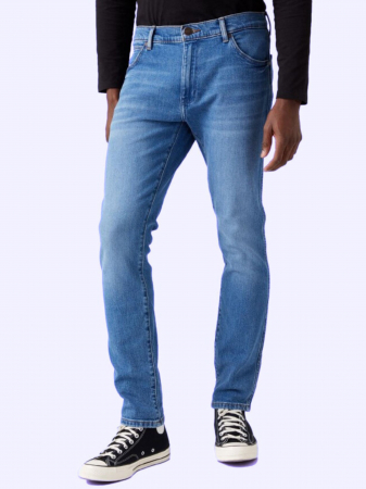Wrangler Blugi Negri LARSTON Slim Tapered Barbati [1]
