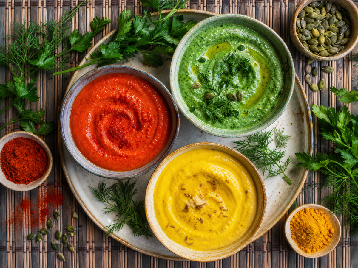 Rețete de dressinguri bio cu muștar – sosuri vegane rapide și sănătoase