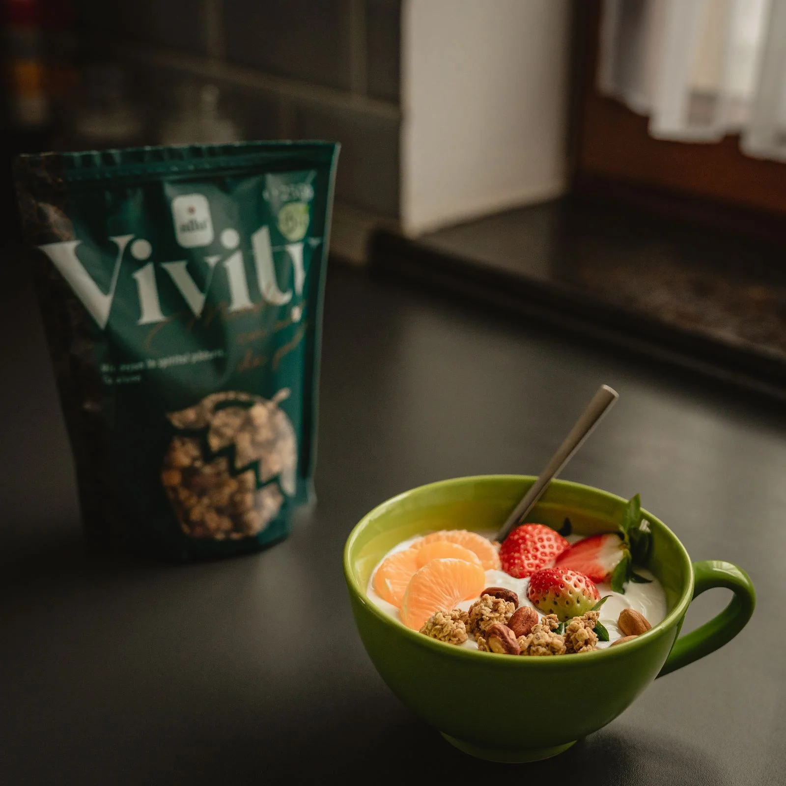 Vivity - Muesli cu alune de pădure, 250g, ecologic [2]