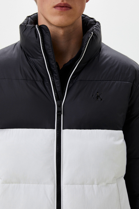 Geaca de iarna Calvin Klein Jeans J30J325584 [5]