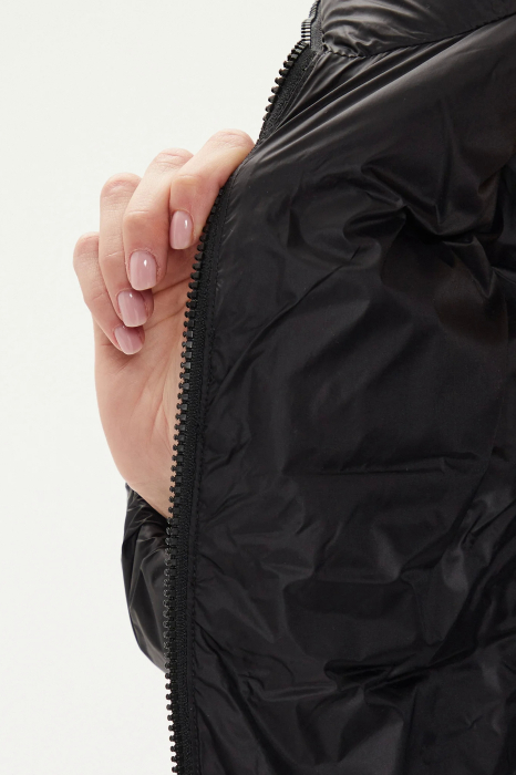 Geaca Dama Calvin Klein Jeans J20J223577 Puffer Cropped din Puf [6]