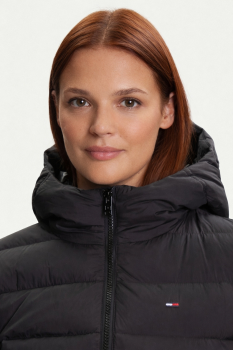 Women-Jacket-Tommy-Jeans-DW0DW21617-Down-Quilted-Front [3]