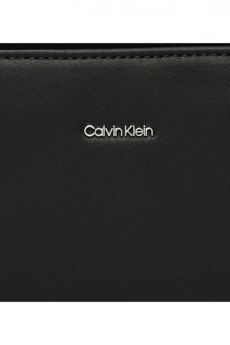 Geanta Calvin Klein Ck Must Xbody Md K60K610927 [6]