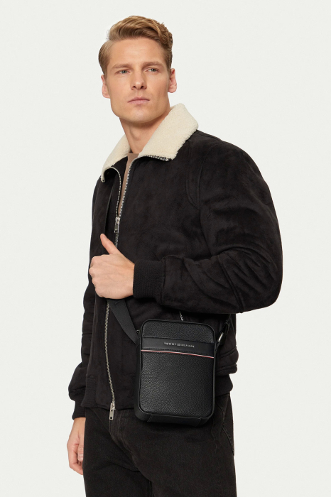 Tommy Hilfiger AM0AM13303 Crossbody Bag [3]