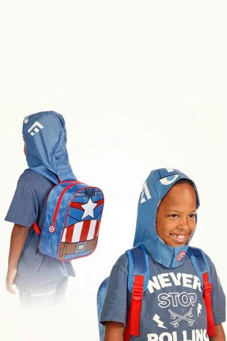 Ghiozdan gradinita Captain America cu gluga [4]