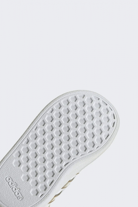 Pantofi sport Adidas unixes Grand Court 2.0 CF GY2576 [7]