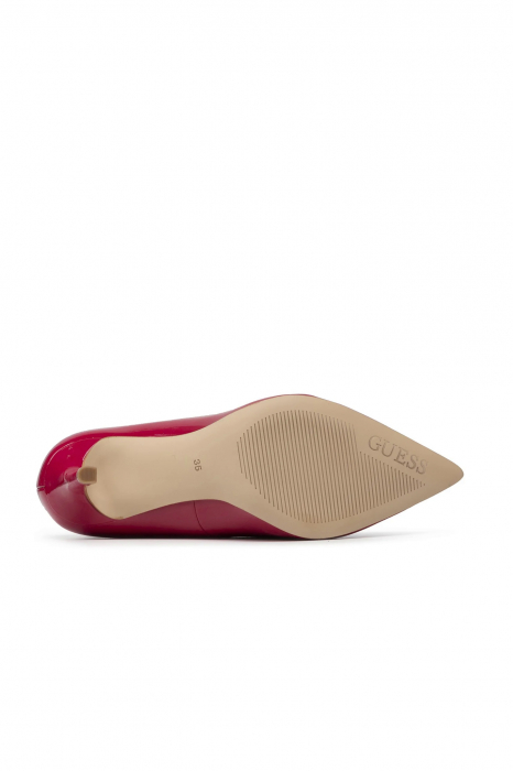 Guess stiletto shoes in patent leather [7]