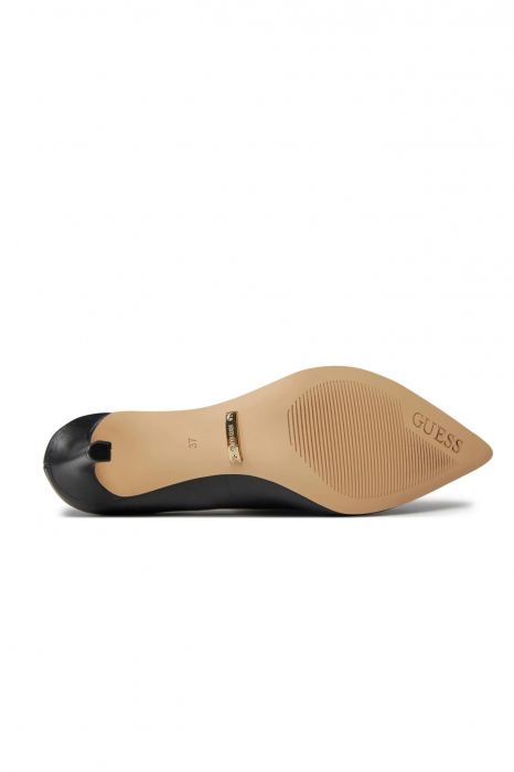 Guess pointed toe leather shoes FL8DA9 [6]