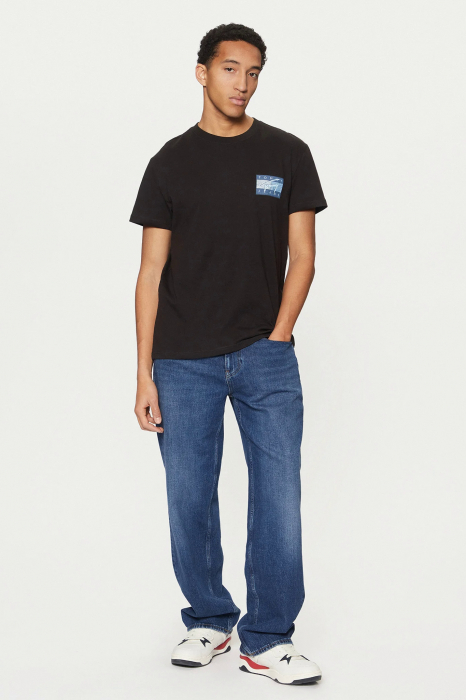 Tricou barbati Tommy Jeans Flag DM0DM21108 [3]