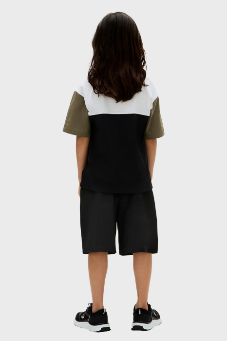 Tricou baieti Calvin Klein IB0IB02528T colorblock cu logo [2]
