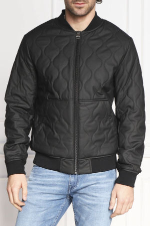 NOUTATI - Geaca bomber barbati Guess M3RL08