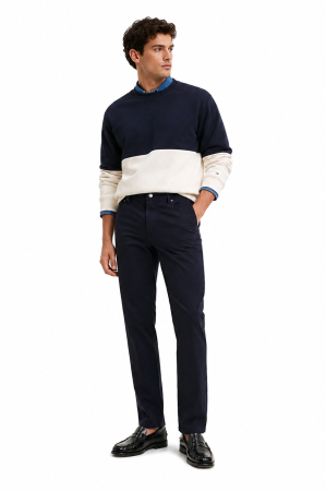 NOUTATI - Pantaloni barbati Tommy Hilfiger MW0MW39911