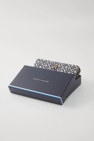 Tommy Hilfiger Women's Wallet AW0AW17478 [4]