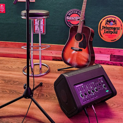 Boxă activă portabilă NOMAD [9]