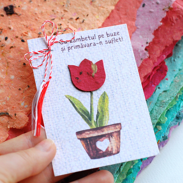 Martisor lalea hartie plantabila cu seminte si petale de flori [3]