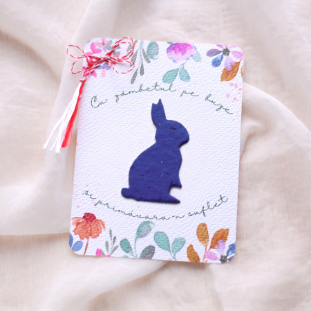 Martisoare - Mărțișor iepuraș din hârtie plantabila cu  insertii de semințe și petale de flori