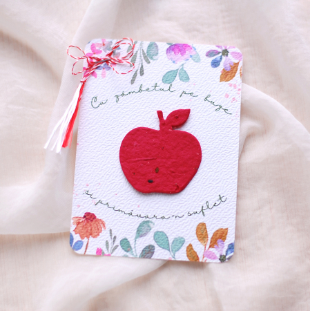 Martisor &  8Martie - Mărțișor măr din hârtie plantabila cu  insertii de semințe și petale de flori