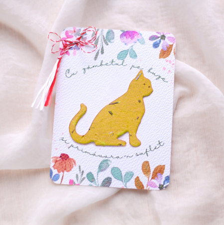 Martisoare - Mărțișor pisică din hârtie plantabila cu  insertii de semințe și petale de flori