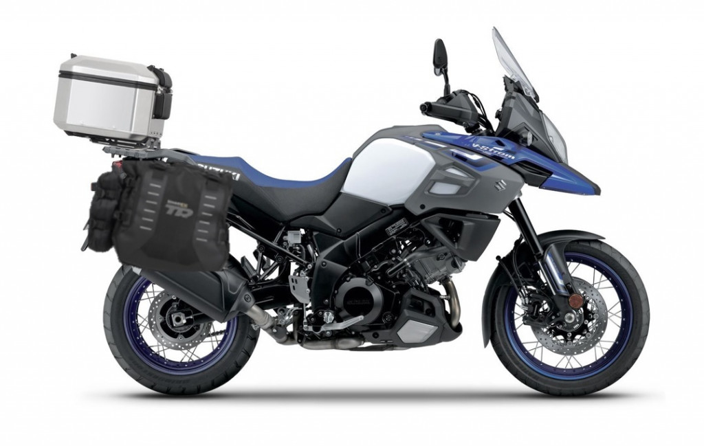 Complete set of SHAD TERRA TR40 adventure saddlebags and SHAD TERRA aluminium 37L topcase, including mounting kit SHAD SUZUKI DL 650 V-Strom [1]