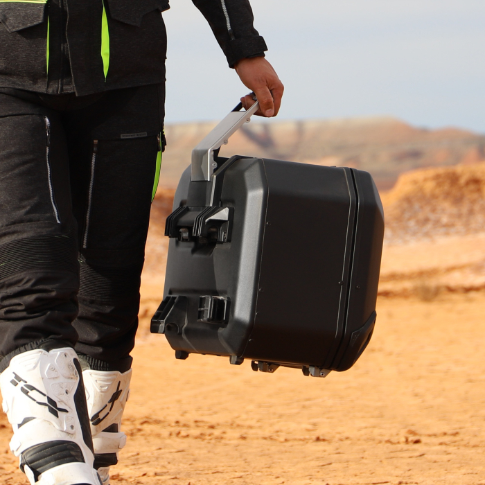 Cutie laterala aluminiu SHAD Terra TR36 D0TR36100LB Editie Black stanga [12]