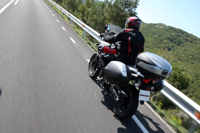 Cutii laterale SHAD SH36 D0B36200 Carbon pereche cu premium lock [7]