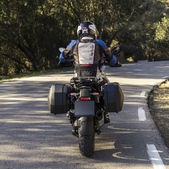 Cutii laterale SHAD SH38X D0B38200 Expandabil: 46-52-58 Litri [20]