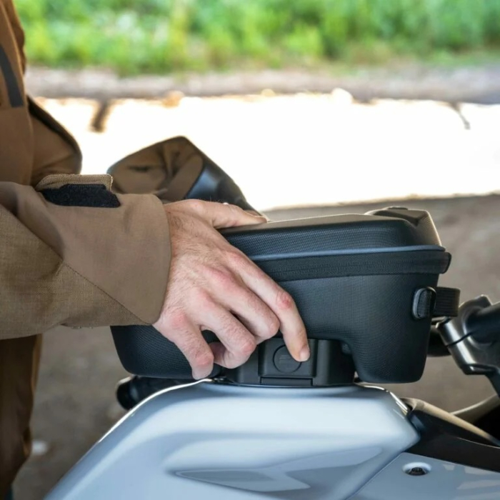 Geanta de rezervor (tank bag) SHAD E09CM X0SE09CM for click system [7]