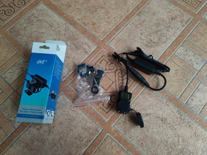 Priza dublu usb moto scuter ATV cu intrerupator [2]