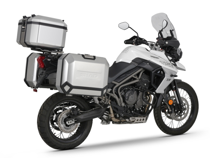 Set complet de cutii aluminiu SHAD TERRA, 48L cutie centrala si 36L / 47L cutii laterale, incluzand set de montaj si placa SHAD TRIUMPH Tiger 800 [3]