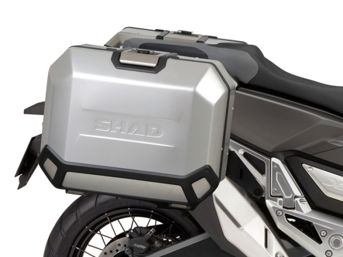 Set complet de 36L / 36L cutii laterale de aluminium SHAD TERRA, incluzand kit montaj SHAD HONDA X-ADV 750 [11]