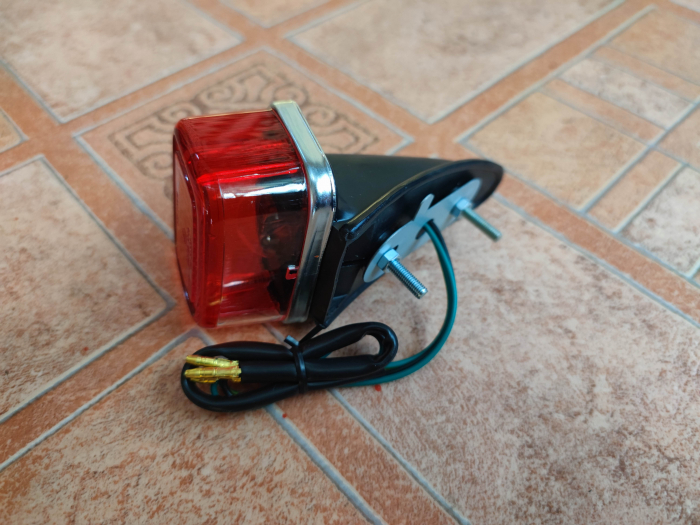 Stop cu bec moto scuter universal 12v [3]