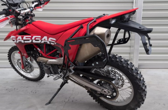 Suporti laterali genti Gas Gas 700 [8]