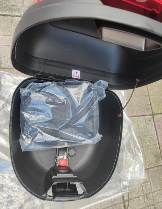 Top case Givi E300 [3]