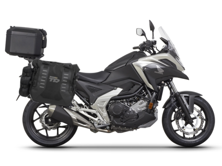 TRANSPORT & DEPOZITARE - Complete set of SHAD TERRA TR40 adventure saddlebags and SHAD TERRA BLACK aluminium 37L topcase, including mounting kit SHAD HONDA NX 750 X 2021-