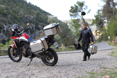 Cutie centrala aluminiu SHAD Terra TR37 D0TR37100 [17]