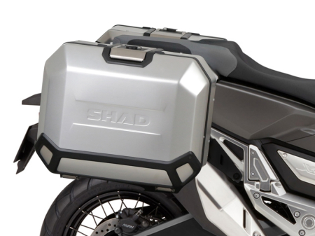 Set complet de 36L / 36L cutii laterale de aluminium SHAD TERRA, incluzand kit montaj SHAD HONDA X-ADV 750 [10]