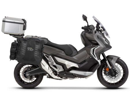 TRANSPORT & DEPOZITARE - Set complet de genti laterale adventure SHAD TERRA TR40 si topcase din aluminiu SHAD TERRA 48L, incluzand kitul de montaj SHAD HONDA X-ADV 750