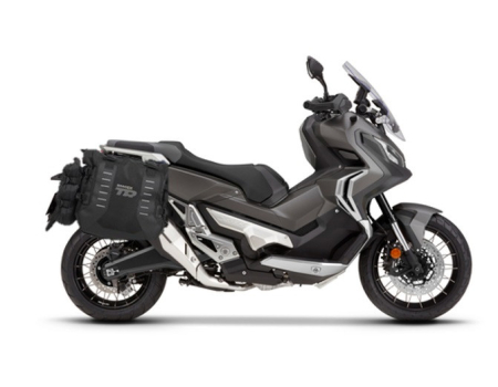 TRANSPORT & DEPOZITARE - Set de genti laterale adventure SHAD TERRA TR40, incluzand kitul de montaj SHAD HONDA X-ADV 750