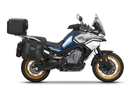 TRANSPORT & DEPOZITARE - Set of SHAD TERRA TR40 adventure saddlebags and SHAD TERRA aluminium top case TR55 PURE BLACK, including mounting kit SHAD CF MOTO 800MT