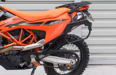 Suporti laterali genti KTM 690 19- [1]