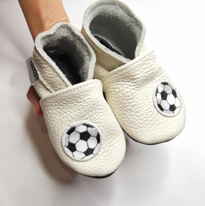 Botosei din piele naturala, cu model MINGE [3]