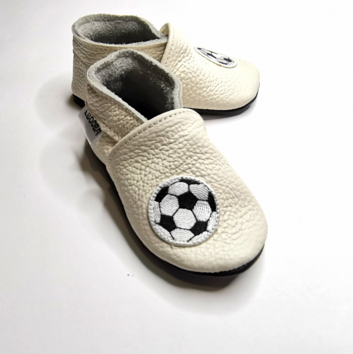 Botosei din piele naturala, cu model MINGE [13]