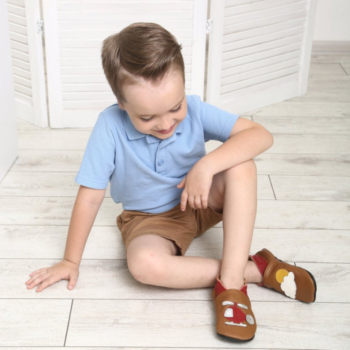 Botosei din piele naturala, cu Model ELICOPTER. [13]