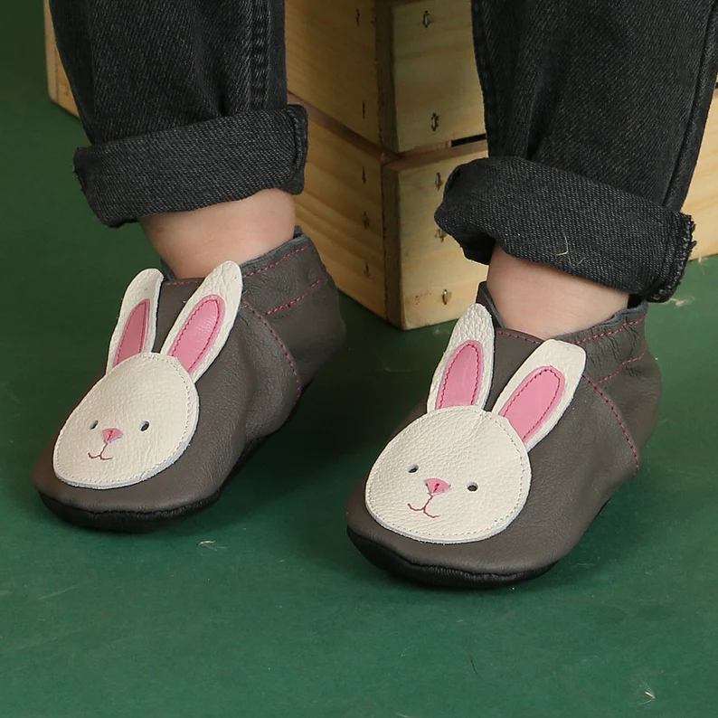 Botosei din piele naturala, cu Model IEPURE. [12]