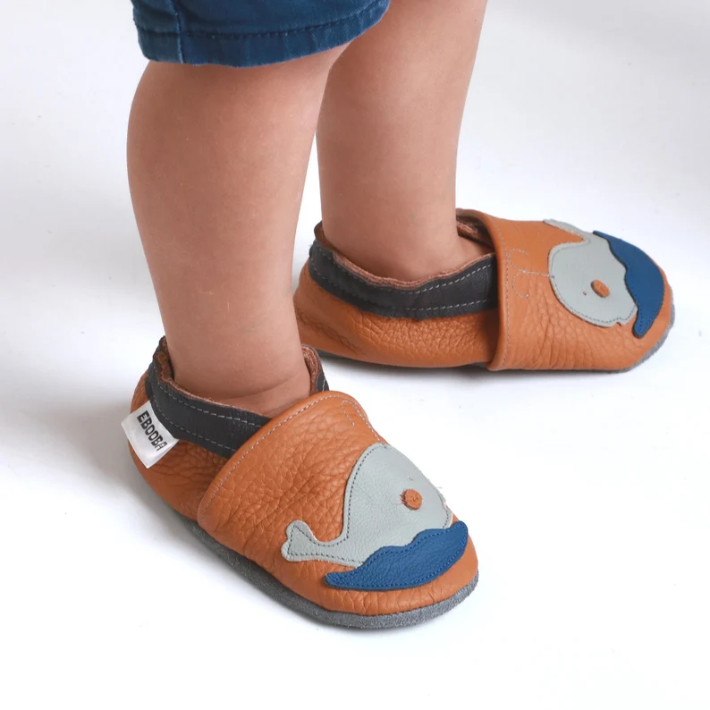 Botosei din piele naturala, cu Model BALENA. [11]