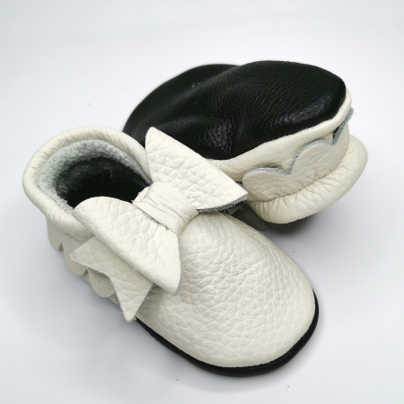 Botosei din piele naturala, cu Model FUNDITA ALB. [8]