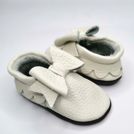 Botosei din piele naturala, cu Model FUNDITA ALB. [11]