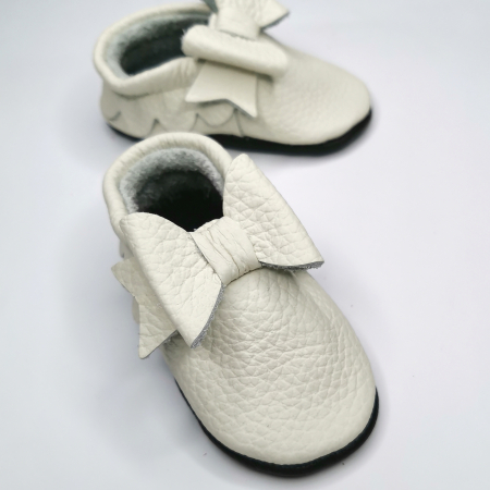 Botosei din piele naturala, cu Model FUNDITA ALB. [9]