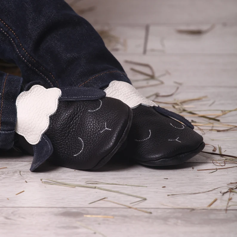 Botosei din piele naturala, cu Model OAIE NEGRU [9]